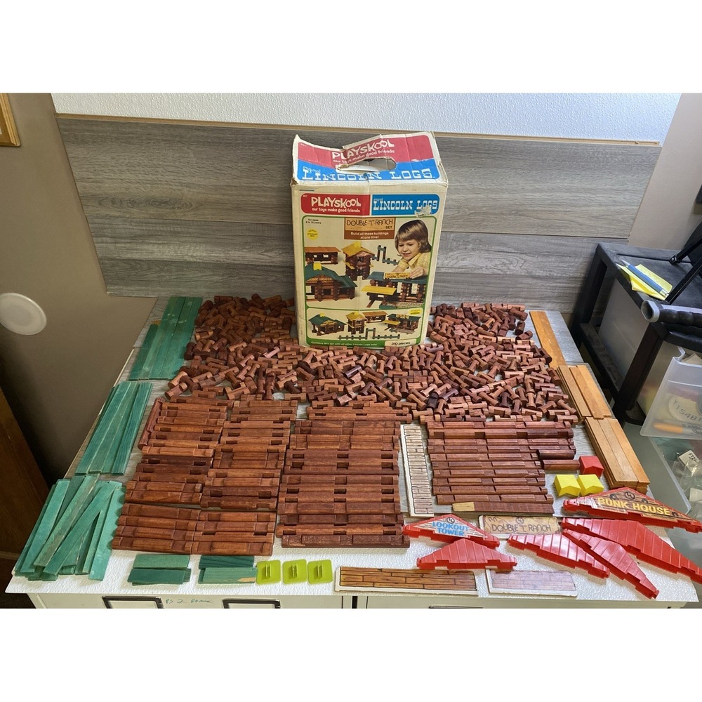 Vintage 1977 Playskool Lincoln Logs Double L Ranch Set 310 Pieces+ Wooden